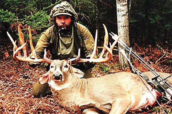 12 Point Michigan Whitetail Michigan Hunting